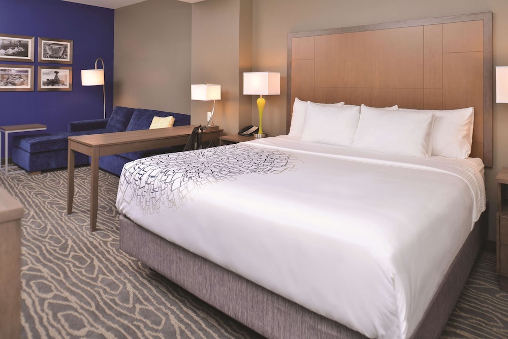 Suite estudio, 1 cama de matrimonio grande, no fumadores del hotel La Quinta Inn and Suites By Wyndham Page At Lake Powell. Foto 2