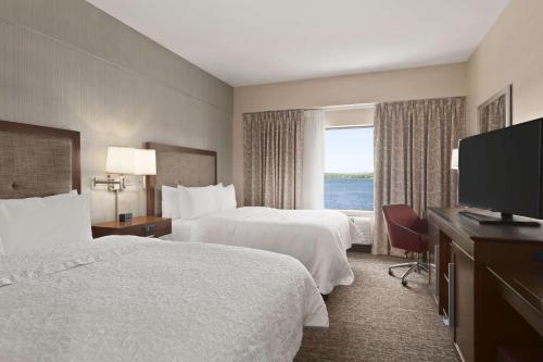 Habitación adaptada para personas con discapacidad auditiva - No fumadores - 2 camas dobles del hotel Hampton Inn Penn Yan. Foto 2