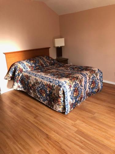 Suite Deluxe con cama Queen del hotel Hillside. Foto 2