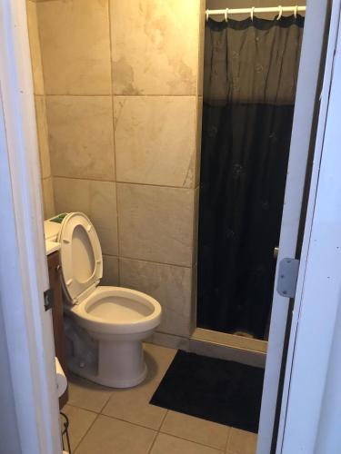 Suite Deluxe con cama Queen del hotel Hillside. Foto 4