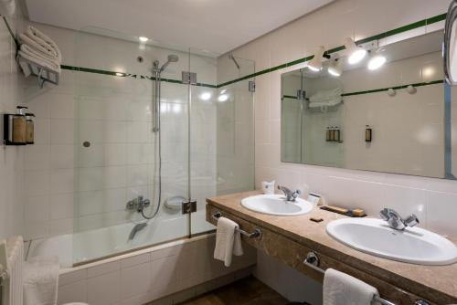 Habitación Doble Estándar del hotel Parador De Melilla. Foto 4