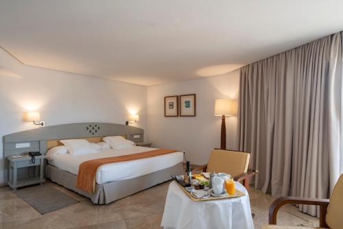 Habitación Doble Superior del hotel Parador De Melilla. Foto 2