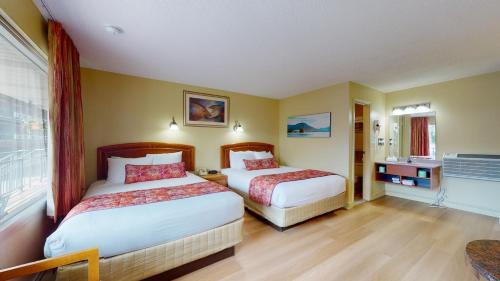 Habitación Estándar - Cama extragrande del hotel Surfside On The Lake. Foto 5