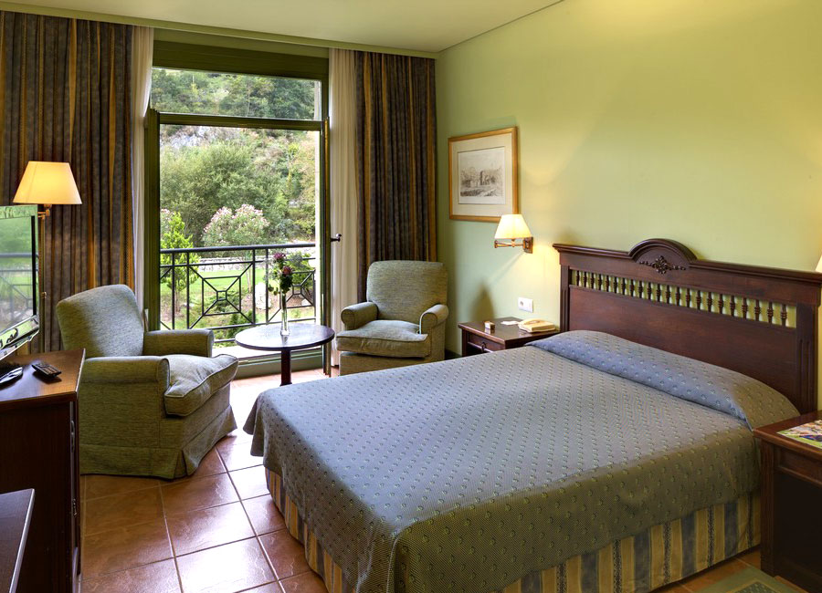 Habitación doble del hotel Parador De Cangas De Onis