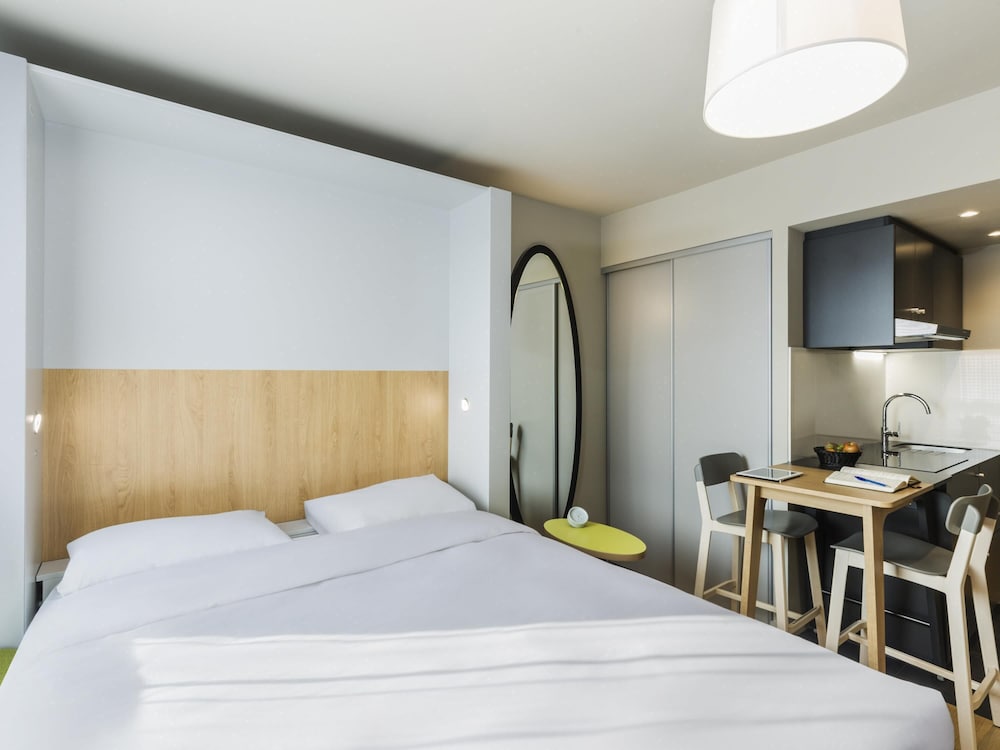 Estudio con cama doble del hotel Aparthotel Adagio Access Palaiseau Saclay. Foto 6