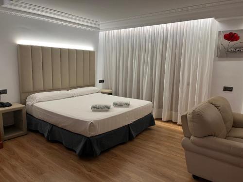 Suite Deluxe con bañera de hidromasaje del hotel Gran Liber & Spa. Foto 7