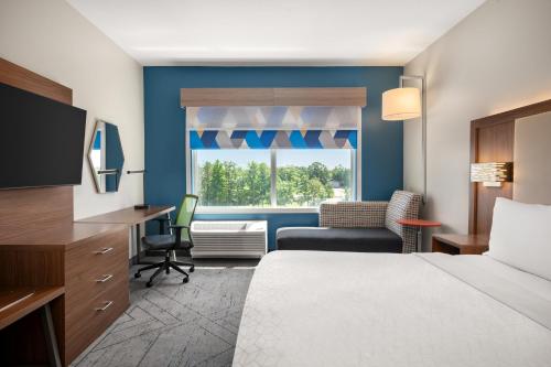 Habitación Estándar - Cama extragrande del hotel Holiday Inn Express Queensbury-lake George Area. Foto 4