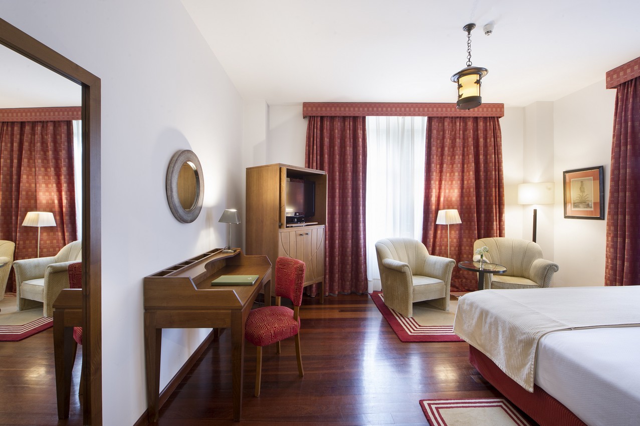 Junior suite del hotel Parador De Limpias