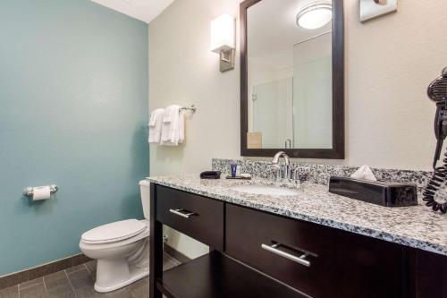 Habitación con 2 camas grandes - No fumadores del hotel Sleep Inn & Suites Middletown - Goshen