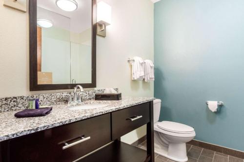 Suite con 2 camas grandes - No fumadores del hotel Sleep Inn & Suites Middletown - Goshen