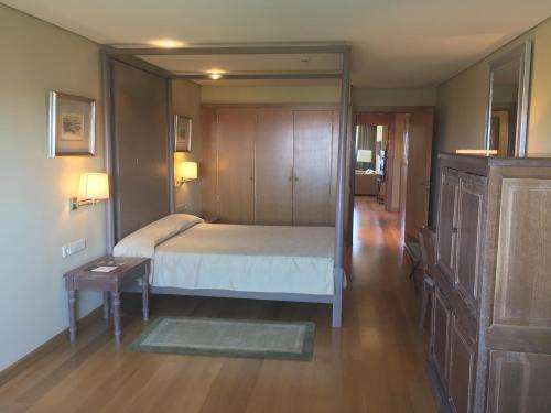 Suite Junior del hotel Parador De Salamanca. Foto 3