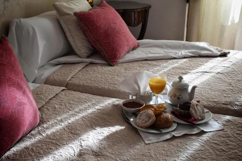 Habitación Triple del hotel Convento La Gloria. Foto 1