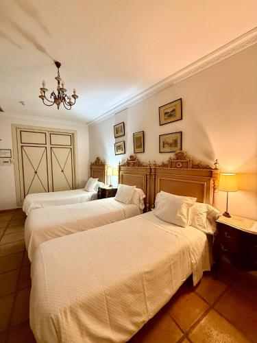 Habitación Triple del hotel Convento La Gloria. Foto 2