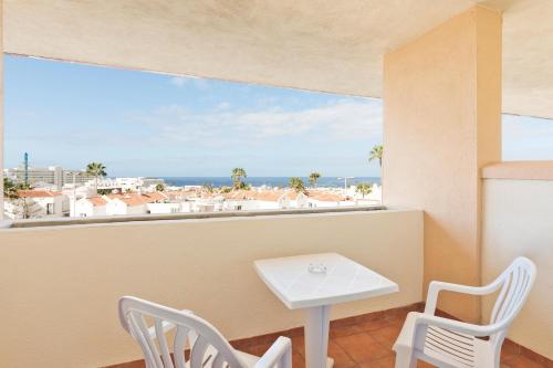 Habitación doble con balcón del hotel Best Jacaranda. Foto 18