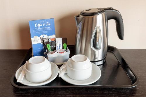 Habitación Individual con balcón del hotel Best Jacaranda. Foto 6