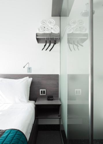 Habitación Pod - Cama doble grande del hotel Pod Brooklyn. Foto 6