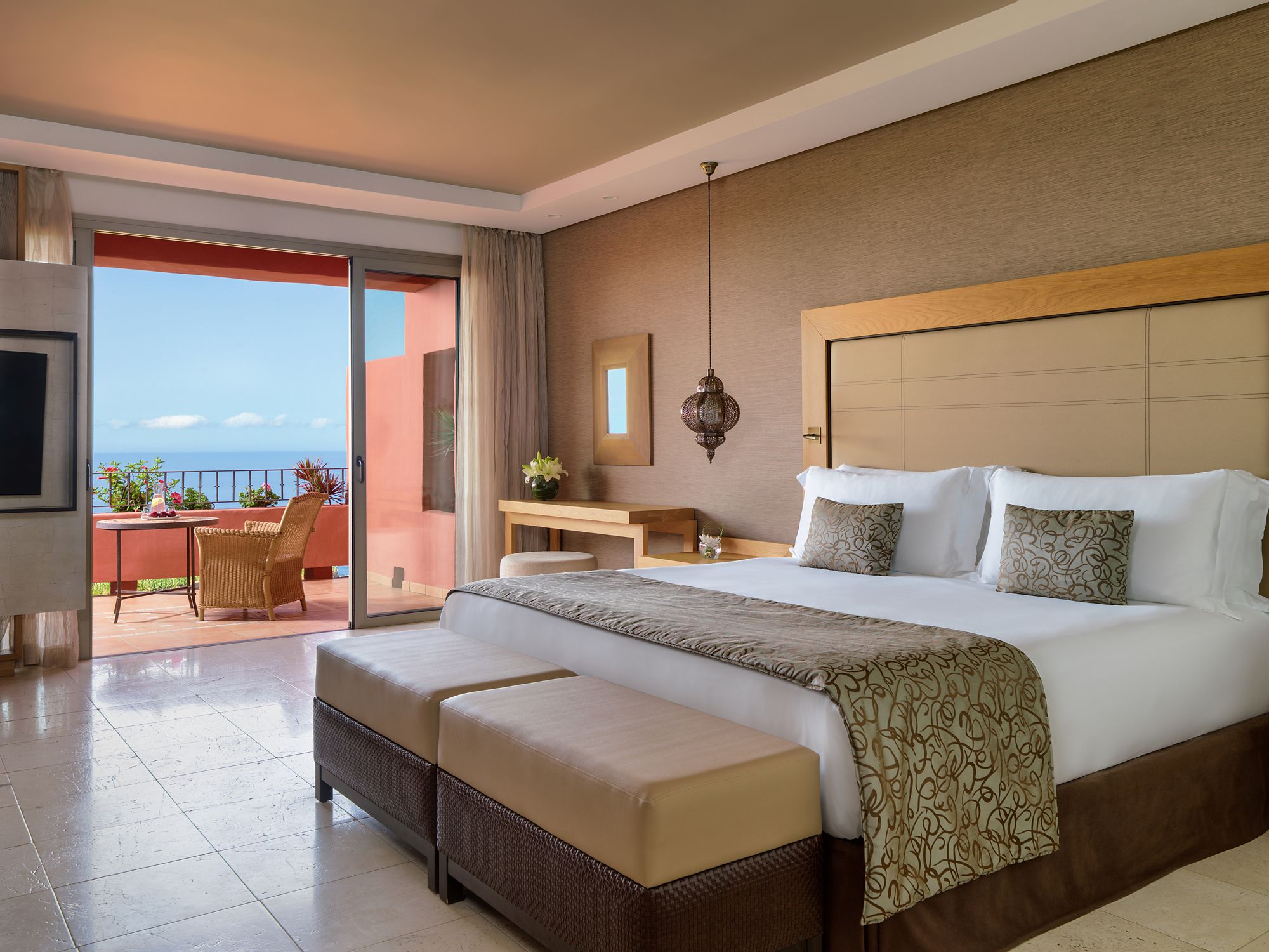 Junior suite Vista Mar del hotel The Ritz-carlton Tenerife, Abama. Foto 4