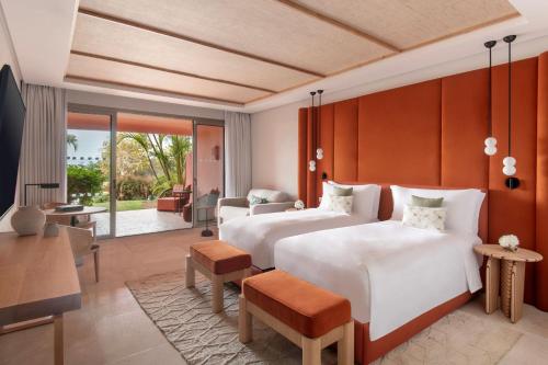 Habitación Deluxe Retreat con vistas al jardín del hotel The Ritz-carlton Tenerife, Abama. Foto 3