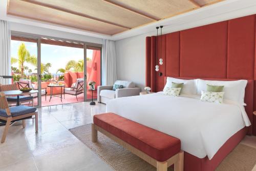 Habitación Retiro Deluxe con vistas al mar del hotel The Ritz-carlton Tenerife, Abama. Foto 8