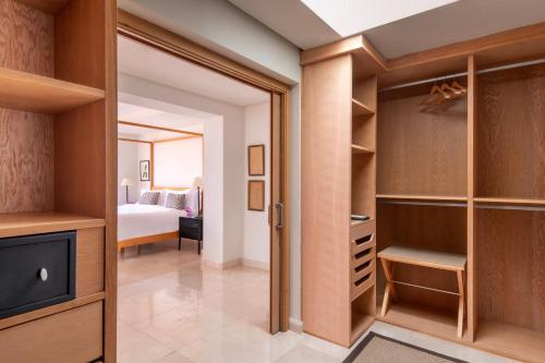Suite Ritz - Carlton de 2 dormitorios en el ático del hotel The Ritz-carlton Tenerife, Abama. Foto 5