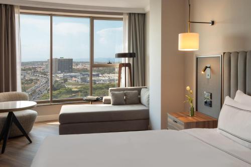 Habitación Supreme del hotel Melia Valencia. Foto 4