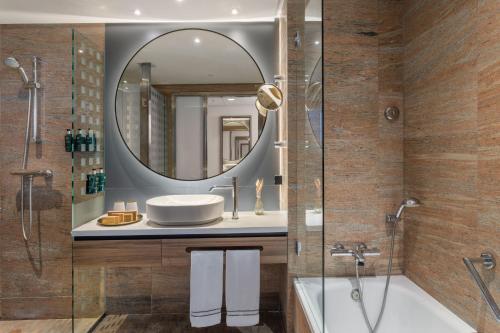 Alojamiento The Level Supreme del hotel Melia Valencia. Foto 4
