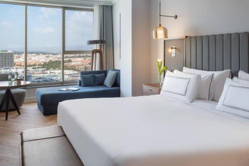 Alojamiento The Level Supreme del hotel Melia Valencia. Foto 5