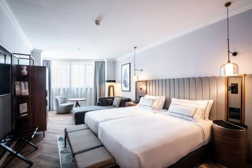 Alojamiento The Level Supreme del hotel Melia Valencia. Foto 6