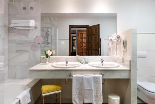 Habitación Doble Estándar del hotel Parador De Tordesillas. Foto 1