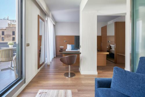 Habitación Doble Superior del hotel Vincci Zentro Zaragoza. Foto 3