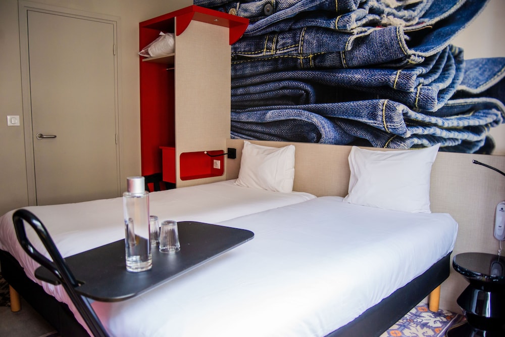 Habitación Doble con dos camas individuales del hotel Ibis Styles Lille Centre Grand Place. Foto 3