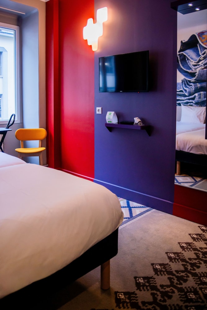 Habitación Doble con dos camas individuales del hotel Ibis Styles Lille Centre Grand Place. Foto 4