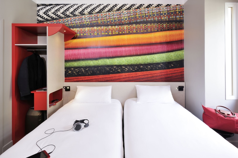 Habitación Doble con dos camas individuales del hotel Ibis Styles Lille Centre Grand Place. Foto 11