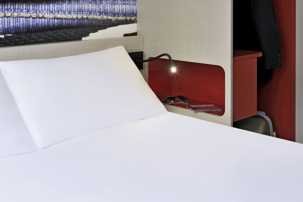 Habitación Estándar con 1 cama doble del hotel Ibis Styles Lille Centre Grand Place. Foto 2