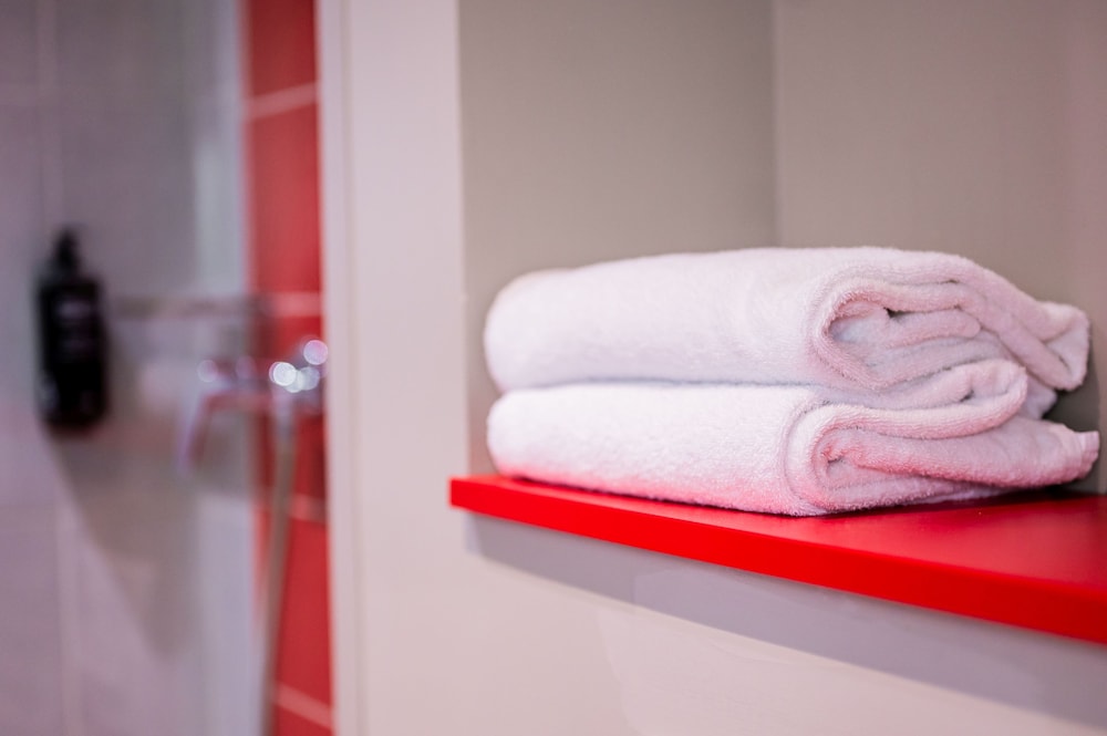 Habitación Estándar con 1 cama doble del hotel Ibis Styles Lille Centre Grand Place. Foto 22