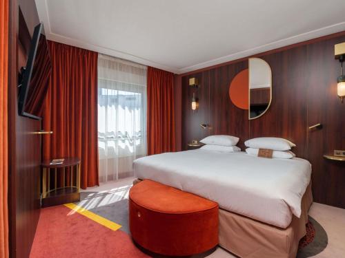 L'Envol Suite del hotel MGallery Nest Paris La Defense. Foto 1