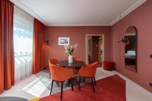 L'Envol Suite del hotel MGallery Nest Paris La Defense. Foto 10