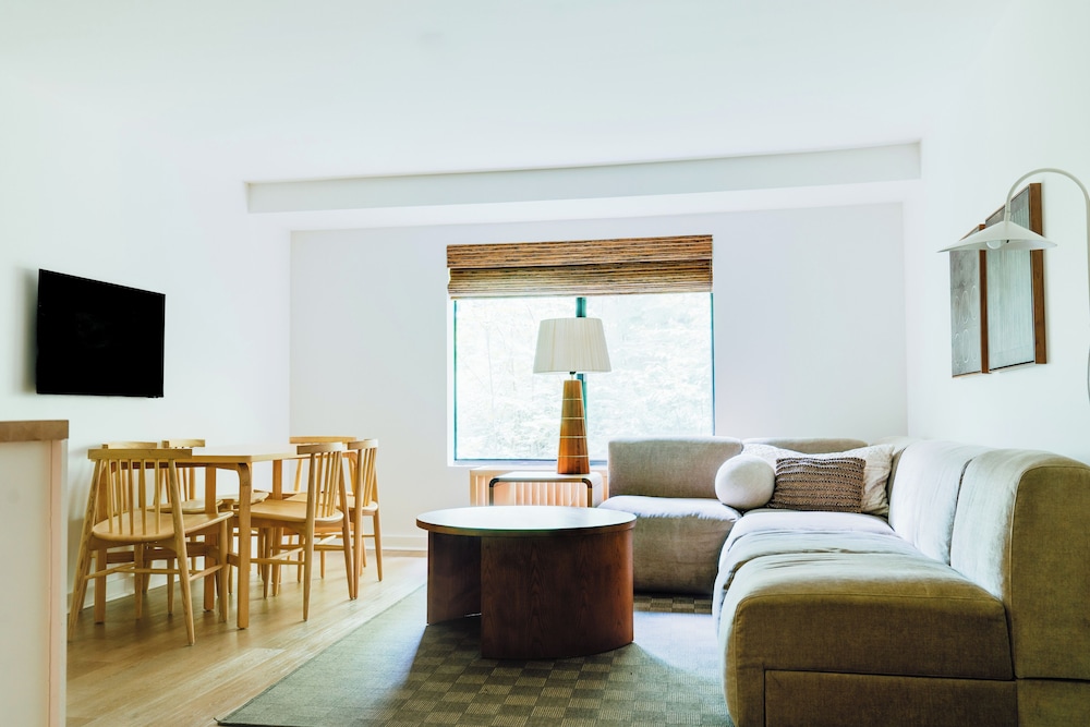 Suite para grupos de amigos del hotel Lake Placid Summit. Foto 2