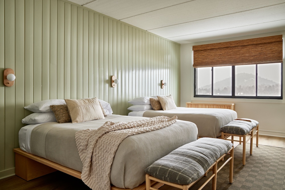 Suite con dos camas Queen del hotel Lake Placid Summit