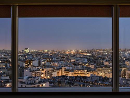 Estudio con vistas a la torre Eiffel del hotel Adagio Paris Centre Tour Eiffel. Foto 5