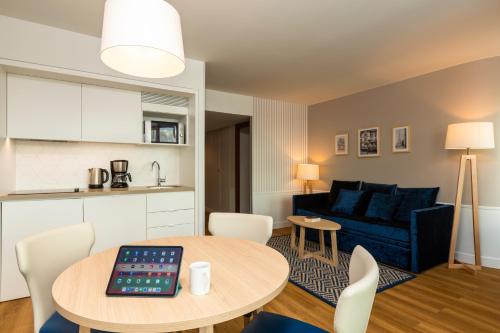 Apartamento de 1 dormitorio con vistas a la torre Eiffel del hotel Adagio Paris Centre Tour Eiffel. Foto 14