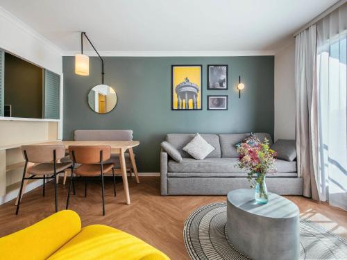 Apartamento Con Cocina 1 habitación Sofá Cama incluido 1 Cama doble Normal del hotel Adagio Paris Buttes Chaumont