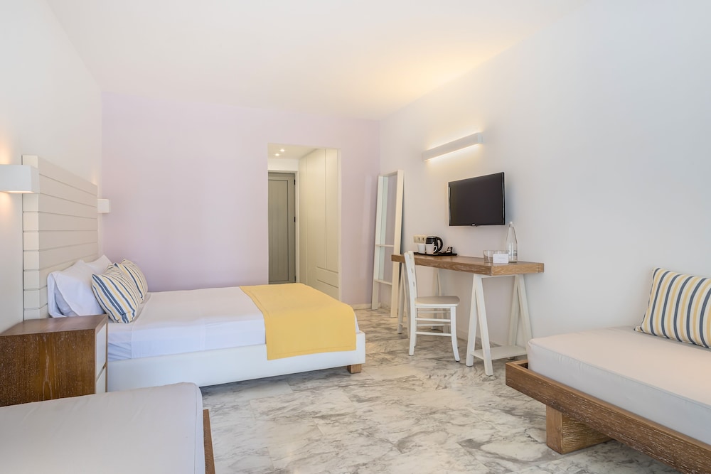 Habitación Maxi con Vistas al Jardín o a la Piscina del hotel Sol Marina Beach Crete. Foto 4