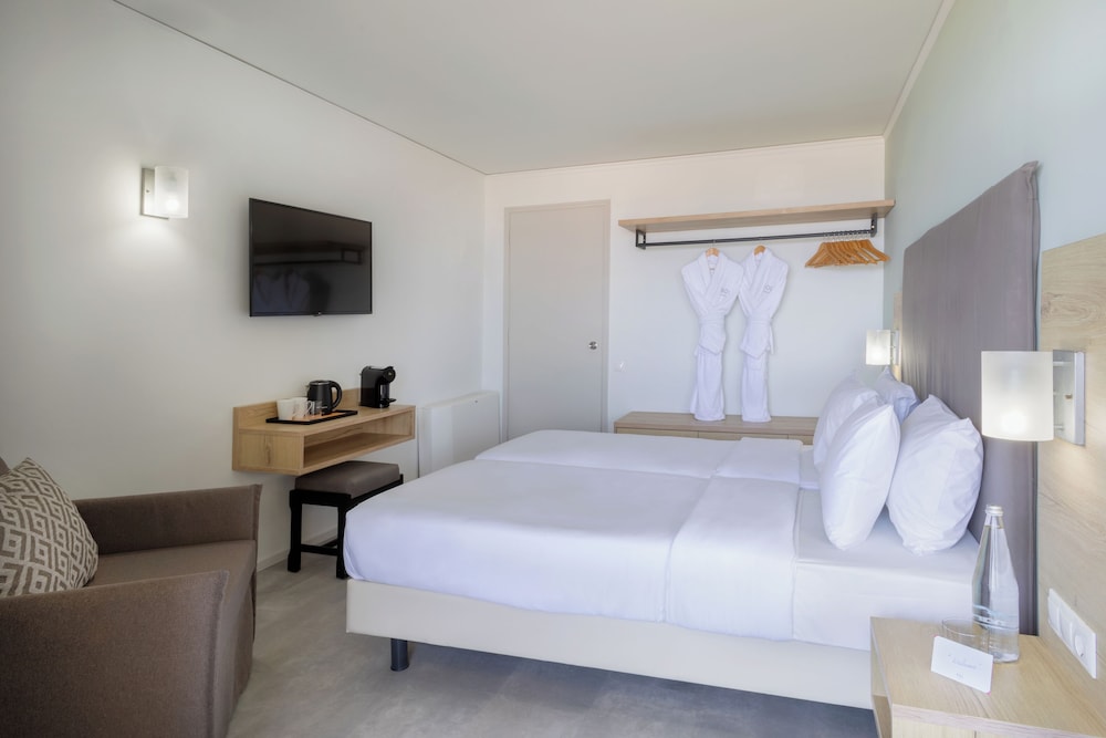 Habitación Xtra del hotel Sol Marina Beach Crete. Foto 1
