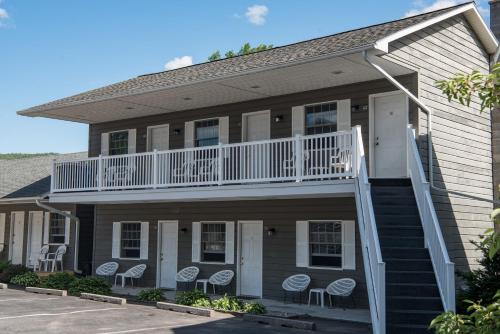 Traditional Two Full del hotel Americas Best Value Inn and Suites Lake George. Foto 5