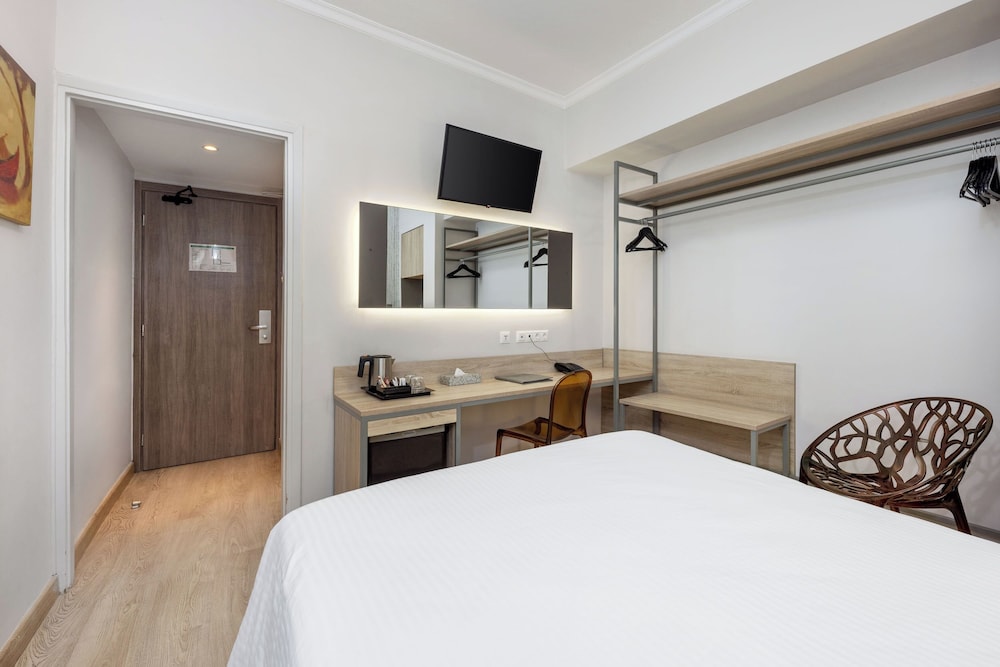 Habitación con 1 cama doble o 2 individuales del hotel Pan. Foto 6