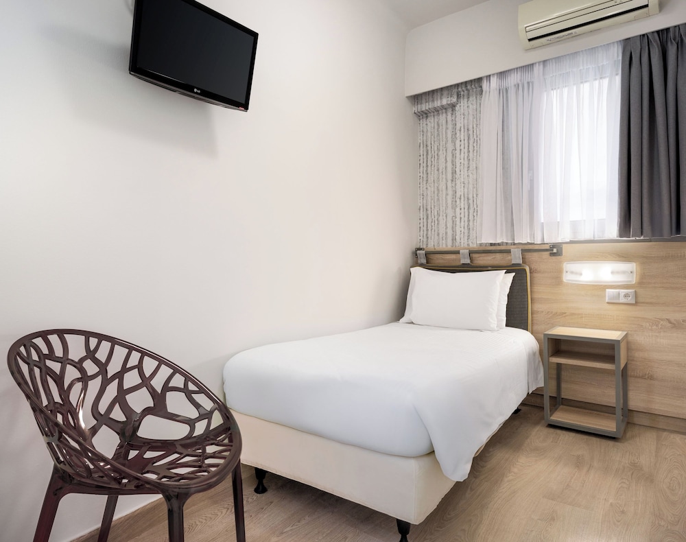 Habitación Triple del hotel Pan. Foto 5