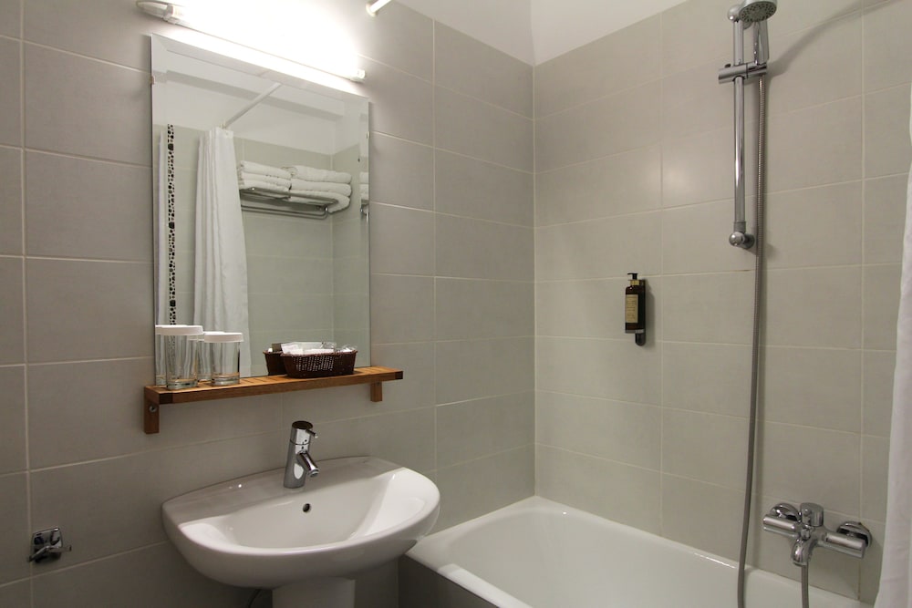 Habitación familiar, 2 habitaciones del hotel Pan. Foto 12
