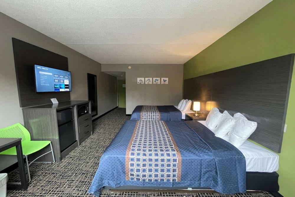 Habitación, 2 camas de matrimonio, no fumadores del hotel Wingate by Wyndham Lake George