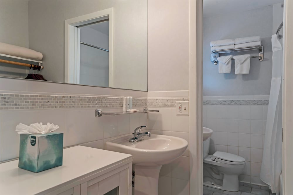 Estudio Deluxe, cocina del hotel East Hampton House Resort. Foto 3